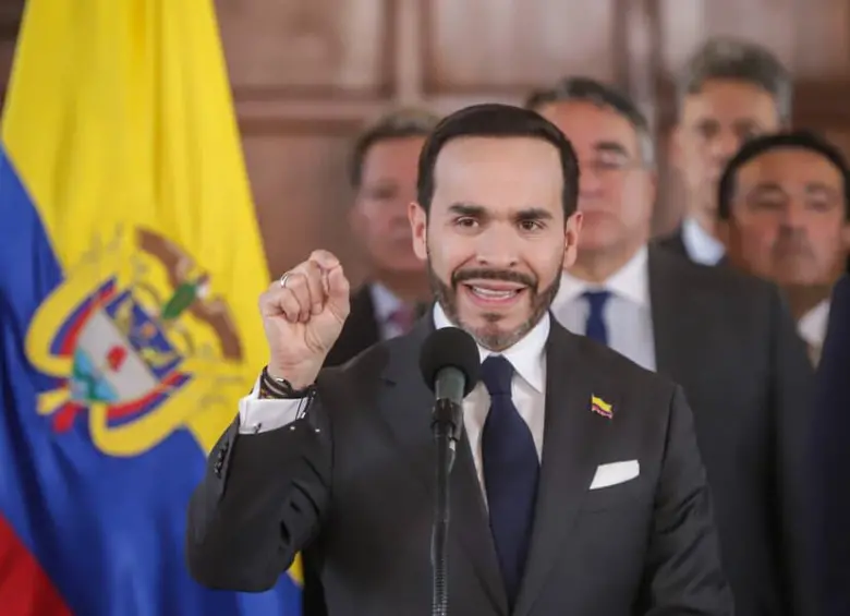 De la Espriella endurece la frontera y ordena deportar migrantes irregulares